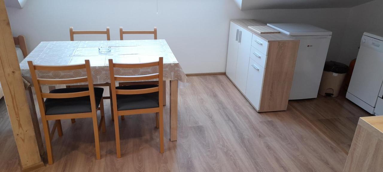 Aura City Visoko Bagian luar foto